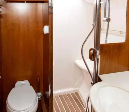 Hotel na wodzie Barco De Lujo En *
